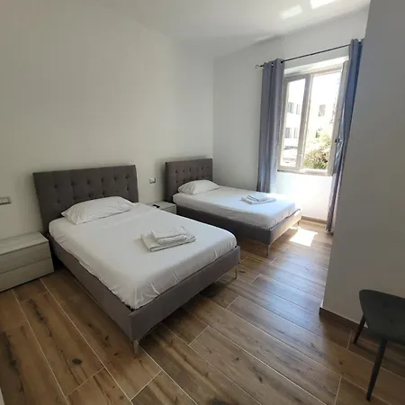 Stanza Monica Bed & Breakfast *